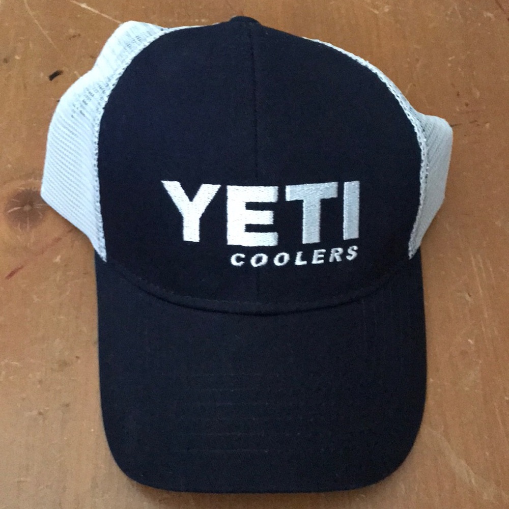 YETI Trucker Hat in Navy Blue